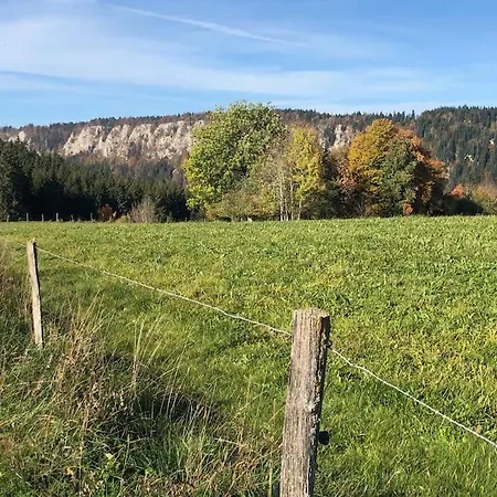 Nuit Insolite - La Cabane Du Haut-Doubs Les Gras Extérieur photo