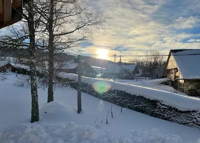 Nuit Insolite - La Cabane Du Haut-Doubs